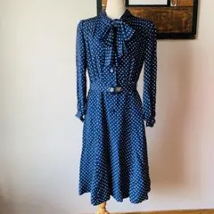 昭和レトロ水玉模様リボン付きワンピース