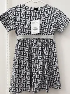 新品未使用品　BeBe ワンピース　120㎝