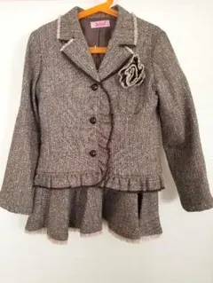 女の子用　スーツ　130cmのサムネイル