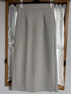 タイトスカート ベージュ