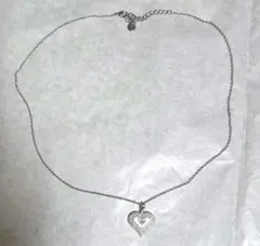 ネックレス　シルバー系　ハート