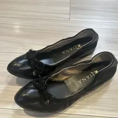 【美品】DIANA（ダイアナ）の黒フラットシューズ リボン付き