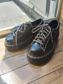 Dr.Martens COLLIERLTTQUAD UK7 6ホール 厚底 - メルカリ