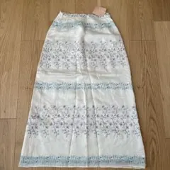 【新品未使用タグ付き】ketty 刺繍入りロングスカート ケティ　麻混　Mのサムネイル
