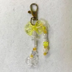 黄色ビーズキーホルダー