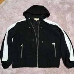 MICHAEL KORS ブラック フルジップパーカー XS新品、未使用 中古・古着通販】MICHAEL KORS (マイケルコース) ロゴテープ