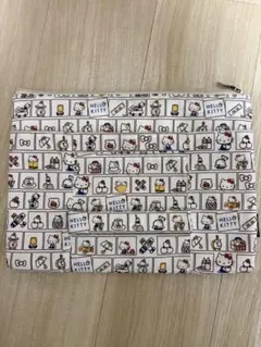 ハローキティ A4サイズポーチ パソコンケース