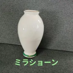 【NARUMI×ミラ・ショーン】ホワイト陶器 花瓶のサムネイル