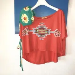 ☆新品未使用品☆ネイティブ柄オレンジTシャツ&チューブトップ