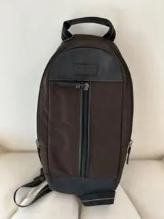 COACH ボディバッグ ダークブラウン