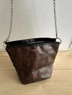 ショルダーバッグのサムネイル