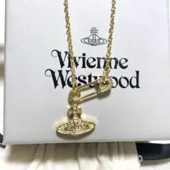 数量限定】Vivienne Westwood 安全ピン ストーン オーブ - メルカリ
