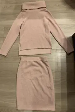salire ニット　セットアップのサムネイル