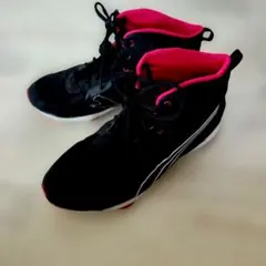 【美品】プーマーPUMA バスケットシューズ 24.5 レディーのサムネイル
