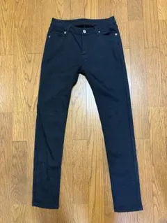 CECIL Mc BEE ブラックスキニーパンツ【新品】