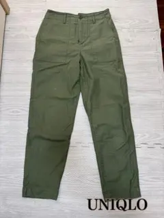 UNIQLO レディース　ベイカーパンツ　カーキ　オリーブ