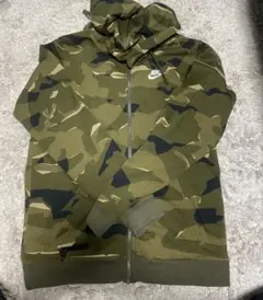 Nike 迷彩柄 フルジップパーカー