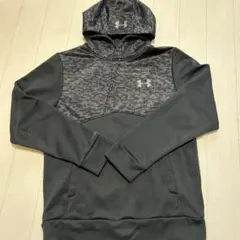 Under Armour フード付きトレーナー
