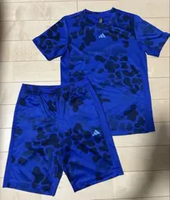 adidas 迷彩柄 Tシャツとショートパンツ セット 150cm