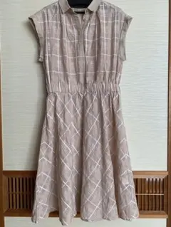 ワンピース　襟付きワンピース　フレンチスリーブ