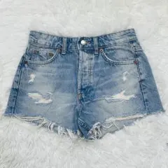 ザラ　ZARA ライトブルー　デニムショートパンツ　【S】　ダメージ加工