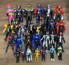仮面ライダー 龍騎 ソフビフィギュア 9体セット - メルカリ