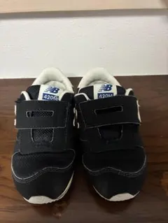 New Balance 黒 16.5