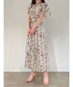 2WAYボリュームスリーブプリントワンピース