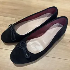 ピシェ アバハウス 紺 バレエシューズ リボン付き