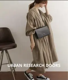 美品 URBAN RESEARCH DOORS コットンボイルギャザーワンピース