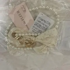 セール　可愛い　メゾンドフルール　リボン　チャーム　パール　ストーン