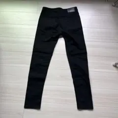 スリムフィット　スキニー　ブラックデニム　drip