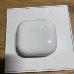 Apple AirPods 第4世代　A3058 充電ケース　新品未使用です。