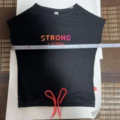 STRONG by ZUMBA 半袖Tシャツ ブラックのサムネイル