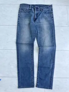 美品　ユニクロ　ライトブルー スキニーデニムパンツ