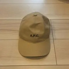 A.P.C. キャップ ロゴ刺繍 ベースボールキャップのサムネイル