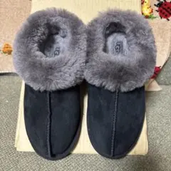 UGG 22cm ブラック ムートンブーツ スリッポン 1モカシン フラット