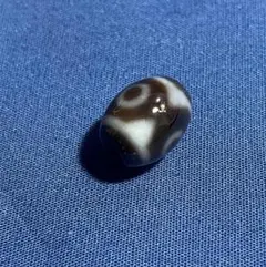 チベット天珠【三眼】10 x 12mm