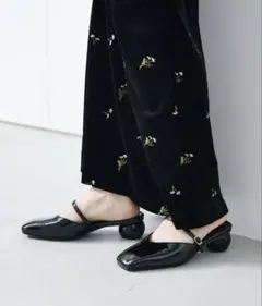 kastaneスクエアストラップパンプス　ブラック　38