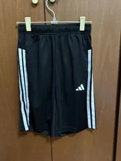 【2026年春夏モデル】アディダス メンズ ハーフパンツ KS7264のサムネイル