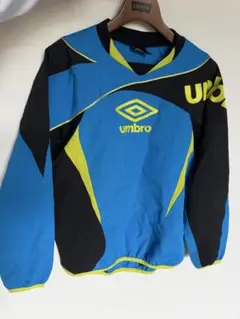 umbro 水色のピステ上下セット　140サイズ