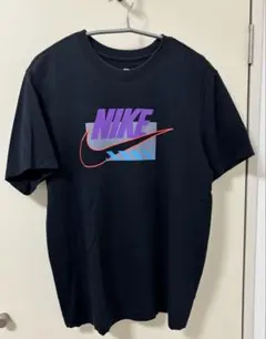 Nike ブラック Tシャツ