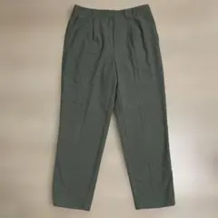 GU 起毛 タックテーパードパンツ　カーキ　くすみグリーン