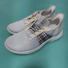 プーマスニーカー PUMA SOFTRIDE REMI EASE IN　24.5