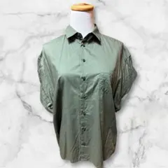 The Virgnia ザヴァージニア　半袖シャツ　ブラウスカーキ　美品のサムネイル