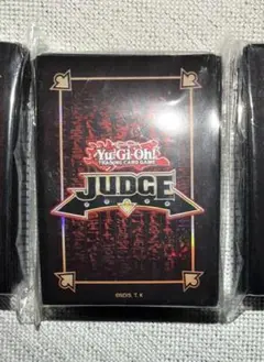 遊戯王 公式 2022 JUDGE 黒 スリーブ 80枚 遊戯王JUDGE スリーブ 80枚 美品 - メルカリ