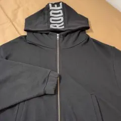 き*ん様 RODEO CROWNS☆ パーカー ブラック ジップアップ ロゴ