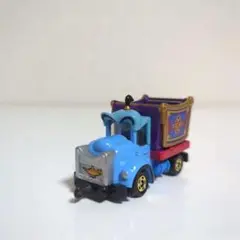 アラジン トミカ ジーニーのダンプカー ディズニーリゾート限定