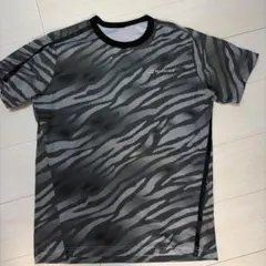 Babolat バドミントンユニフォーム　バボラゼブラ柄 Tシャツ サイズOのサムネイル