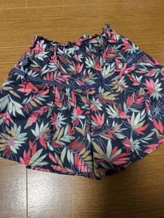 B e B e 花柄ショートパンツ